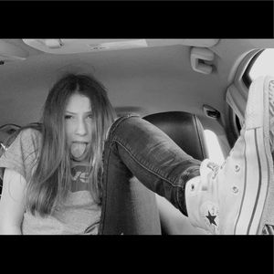 Meet your Posher, Isabella